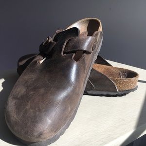 Birkenstock Boston Leather Clogs